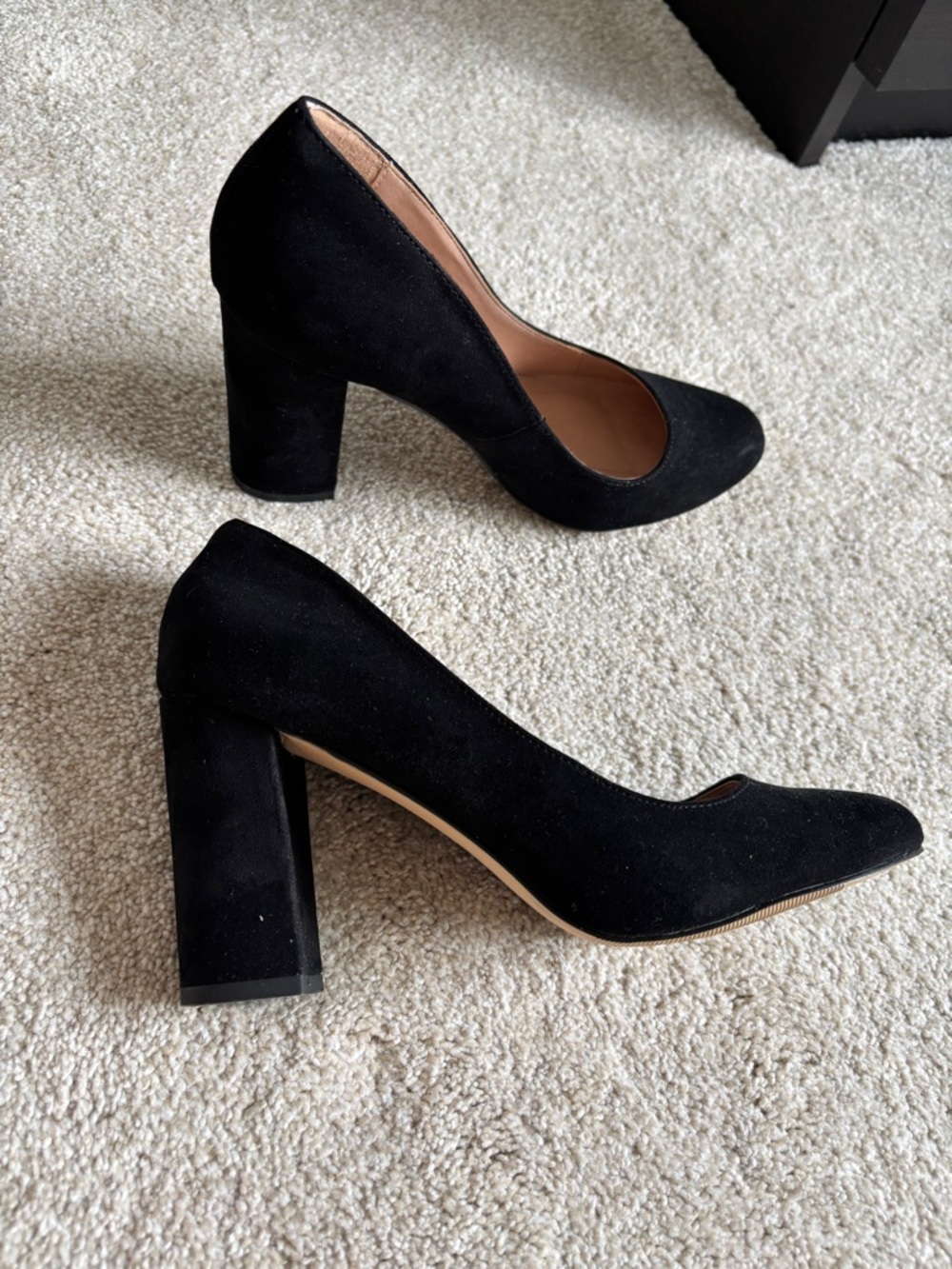 Madden Girl Black Suede Round-Toe Low Block Heel Pumps - Picture 4 of 7